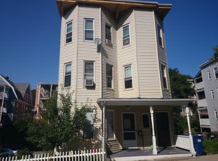 54 Woodlawn St, Jamaica Plain, MA 02130
