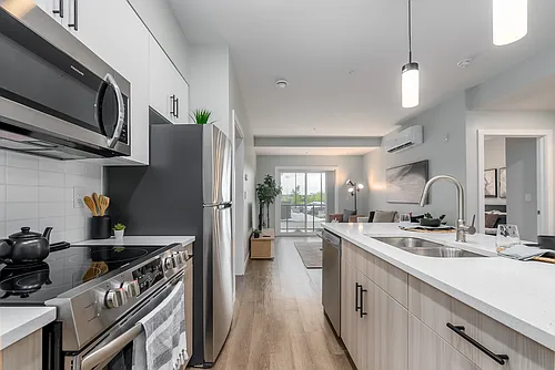 130 Ebony Blvd Photo 1