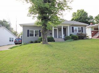 9 3rd Dr, Decatur, IL 62521