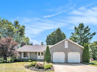 9 Laura Ln, Dewitt, MI 48820
