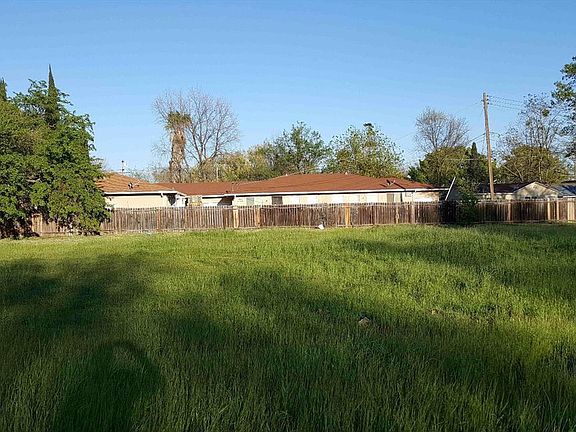 2nd image of 1041 Las Palmas Ave