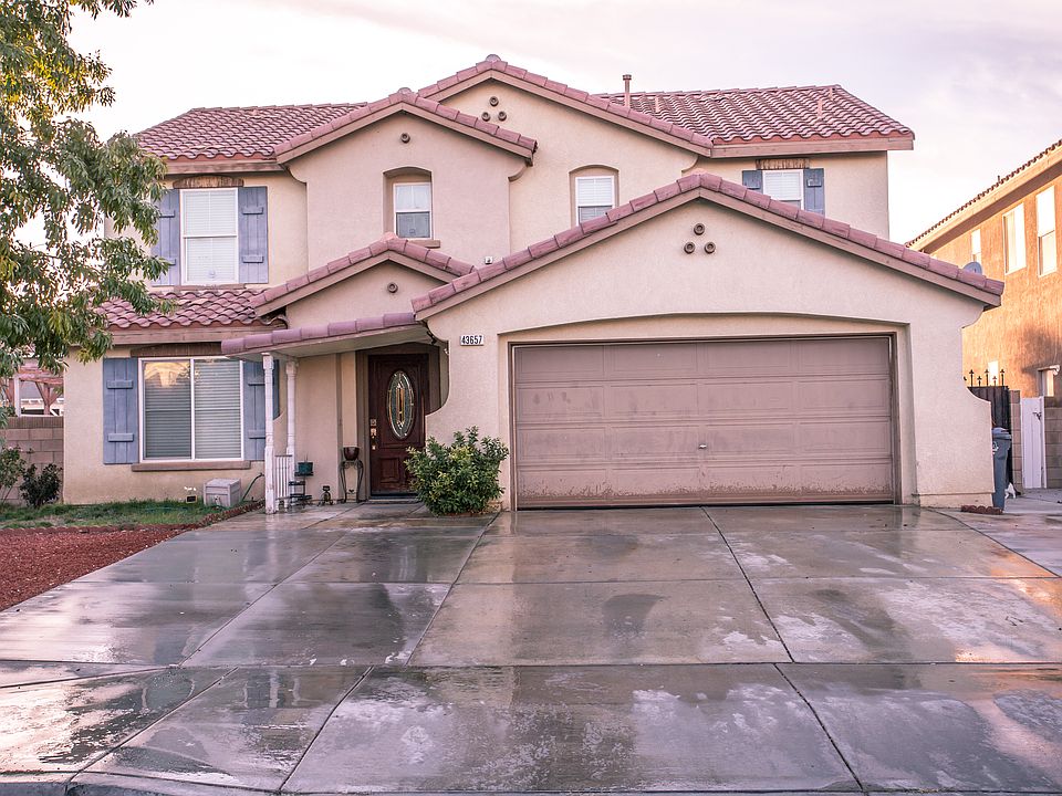 1st image of 43657 Dana Dr