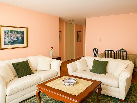 4th image of 420 Walnut Creek Ln Unit 3508