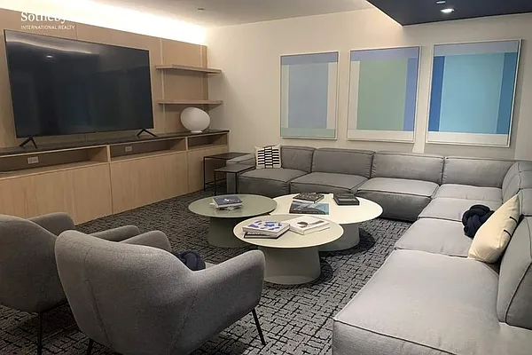 Rented by Sotheby's International Realty | media 21