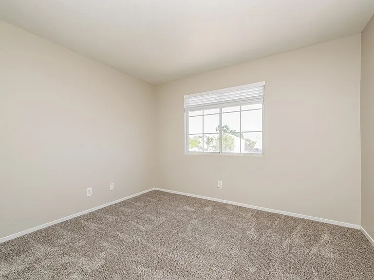 2205 Royal Caribbean Ave — Photo 12