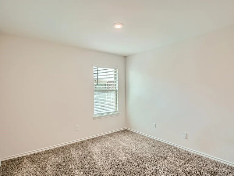 2310 Hankinson Ln — Photo 15
