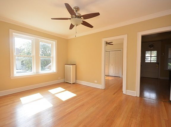 3rd image of 4312 N Bernard St #2