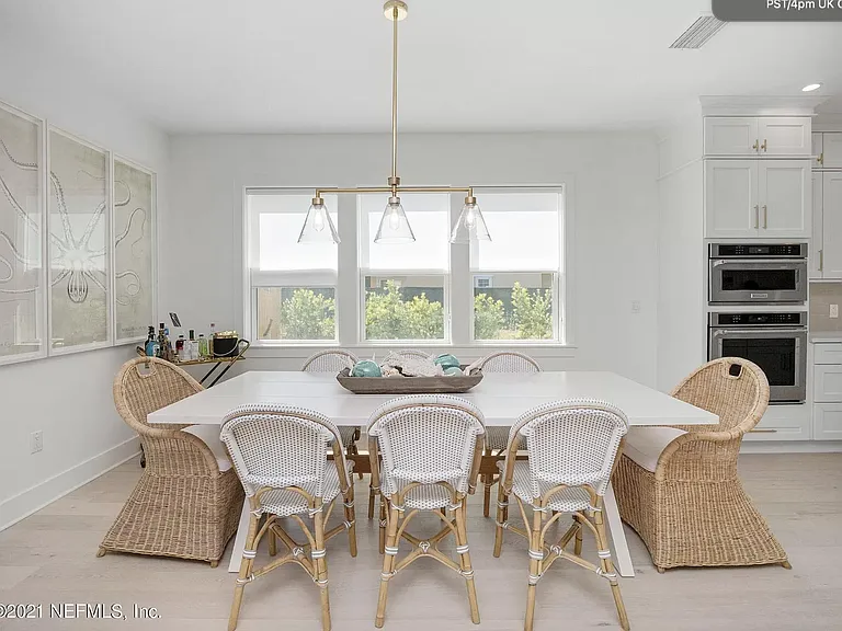 Kitchen table