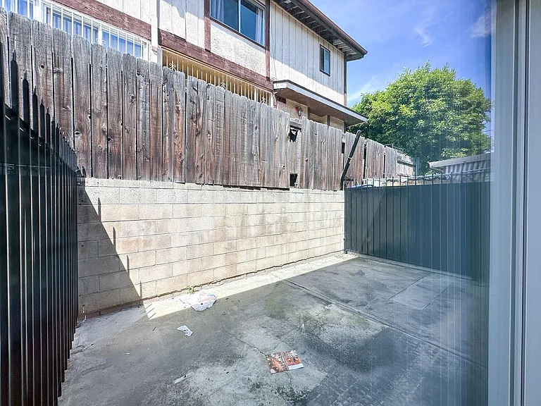 1111 S Benito Ave — Photo 14
