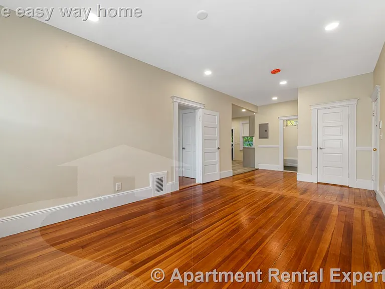 44 Brackett St #1 — Photo 10