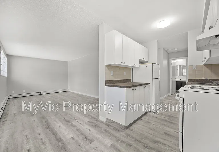 9740 82nd Ave NW — Photo 8