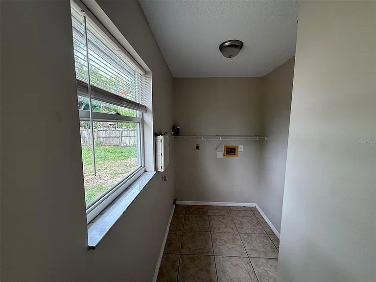 855 Jamaica Rd — Photo 13
