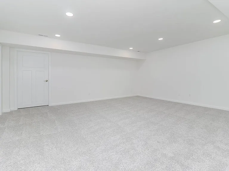 2503 Treeline Dr — Photo 22