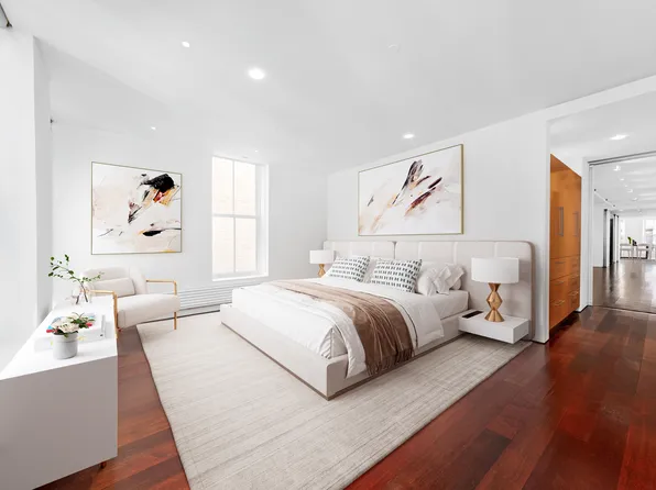 419 West Broadway image 11 of 17