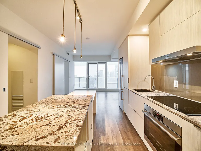 1 Bloor St E #3605 — Photo 8