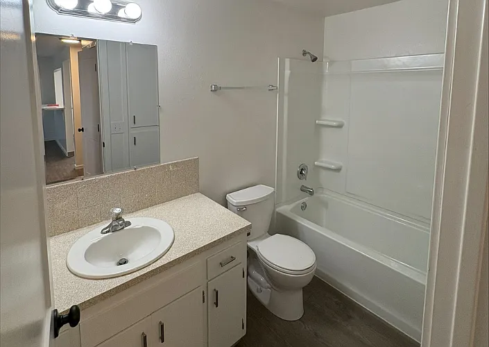 6315 N Washington St #B — Photo 1