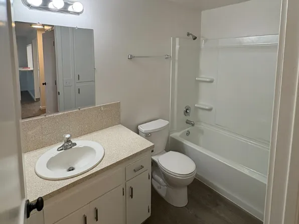 6315 N Washington St #B, Spokane, WA 99208