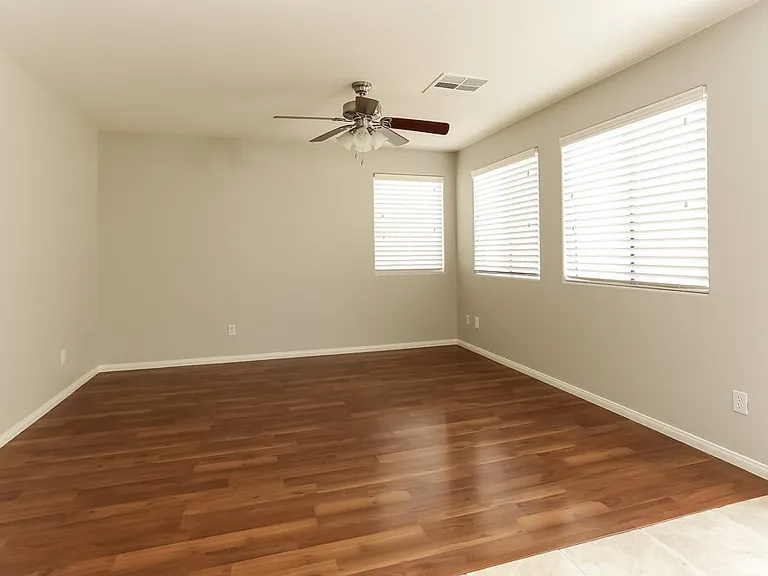 9477 Grandview Spring Ave — Photo 5