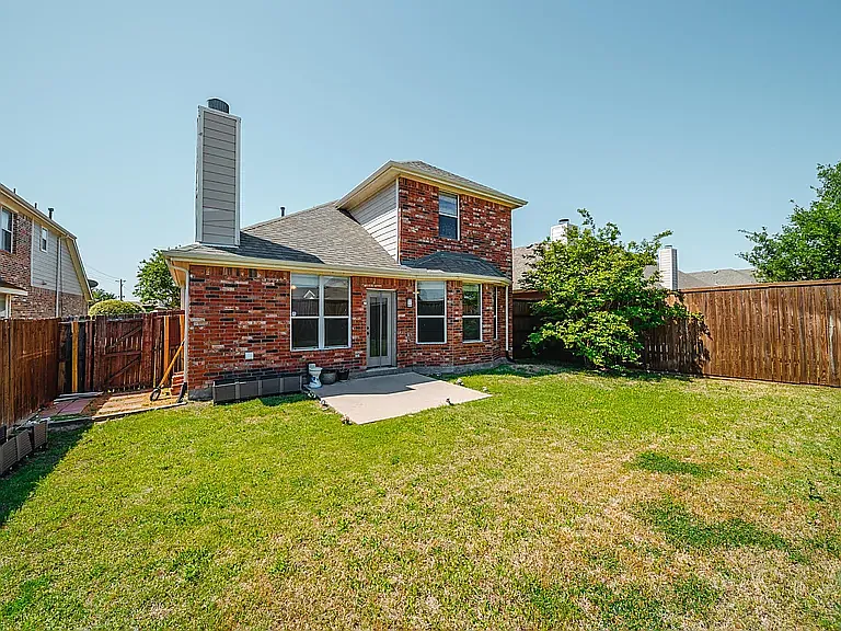 10004 Coolidge Dr — Photo 2