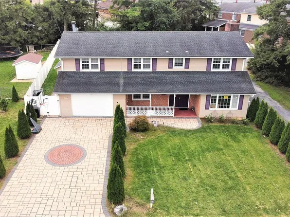 1445 Lane Ave, Bethlehem, PA 18017