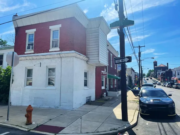 352 N Gross St Floor 1, Philadelphia, PA 19139