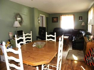 521 8th St NE, Staples, MN 56479