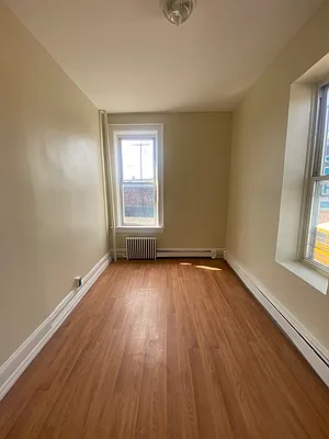 Rented by NYC LUXURY APT RENTALS CO LLC | media 10