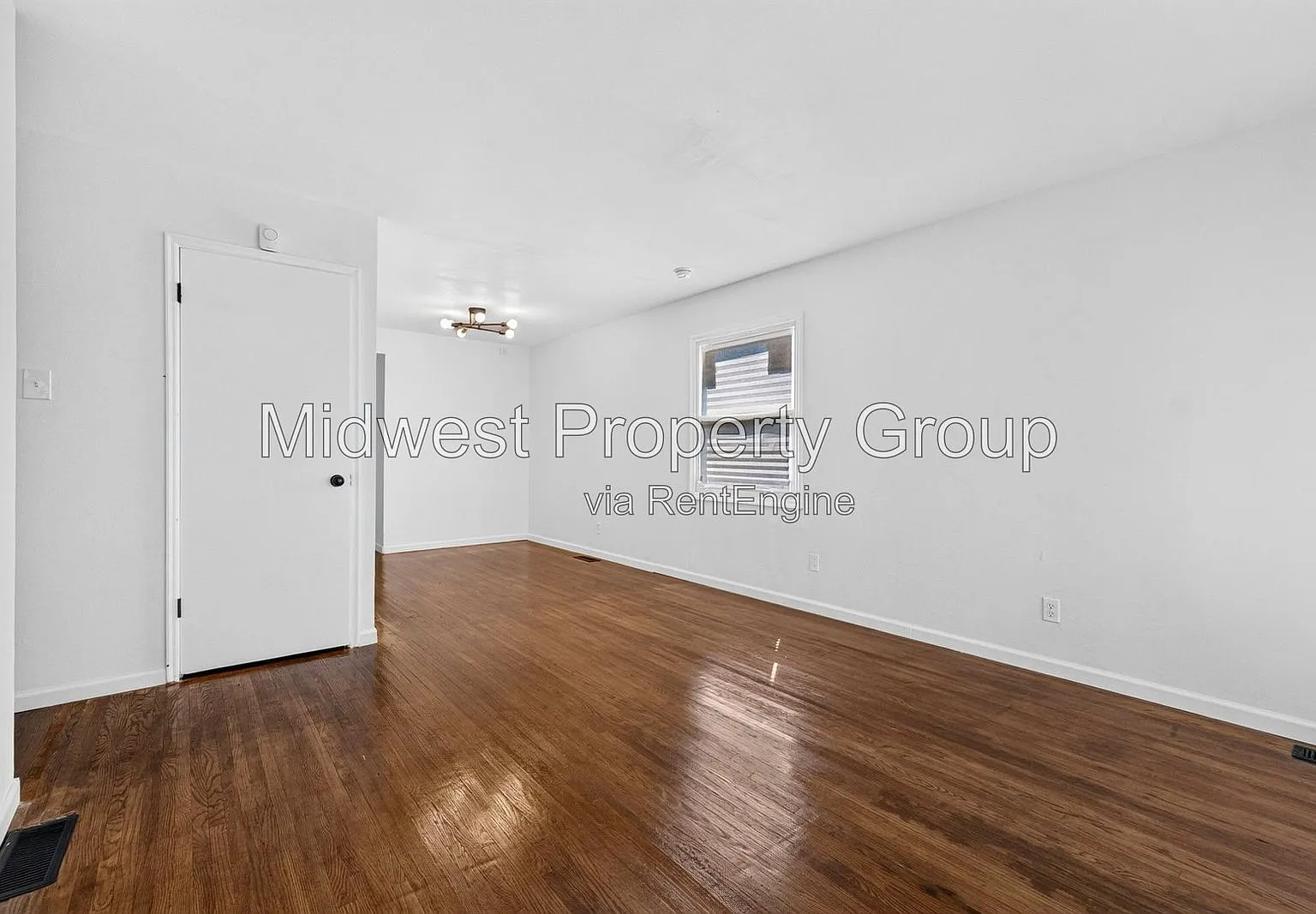 3 bed, 1.0 bath, $1,450 — Photo 4