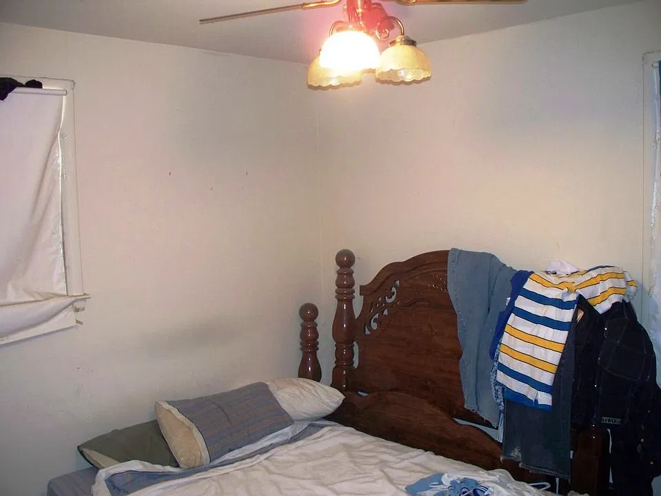 Right Side Back Bedroom