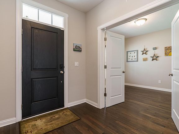 3rd image of 7365 Willowbrush Dr