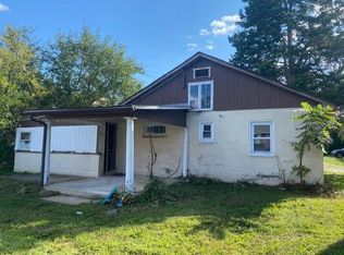 47 Broom St, Emmaus, PA 18049