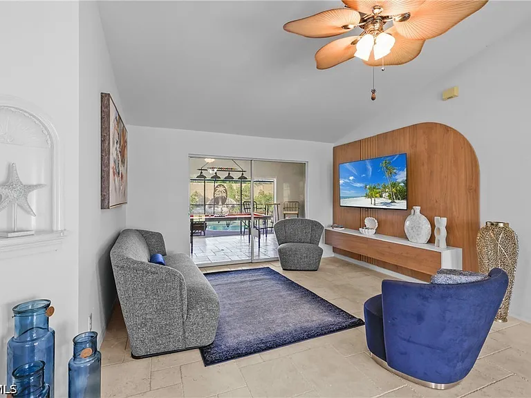 2423 Everest Pkwy — Photo 5