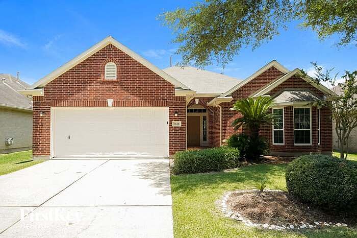 1st image of 3126 Stratford Pointe Dr