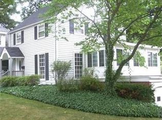 22208 Detroit Rd, Rocky River, OH 44116