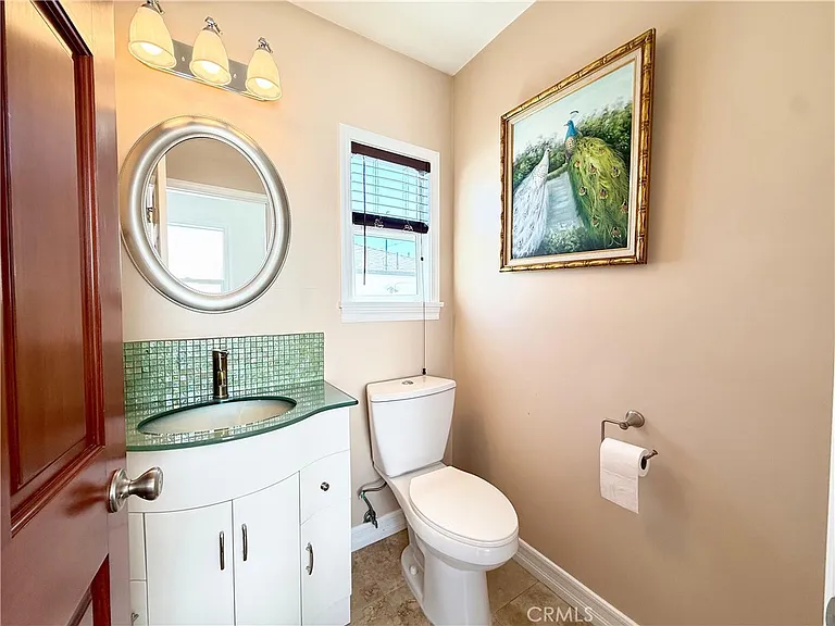 5639 Natick Ave — Photo 15