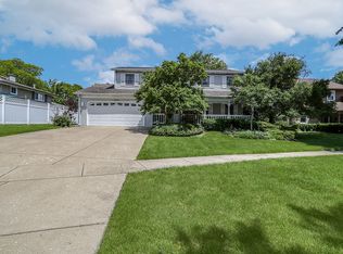 403 Sara Ave, Lemont, IL 60439