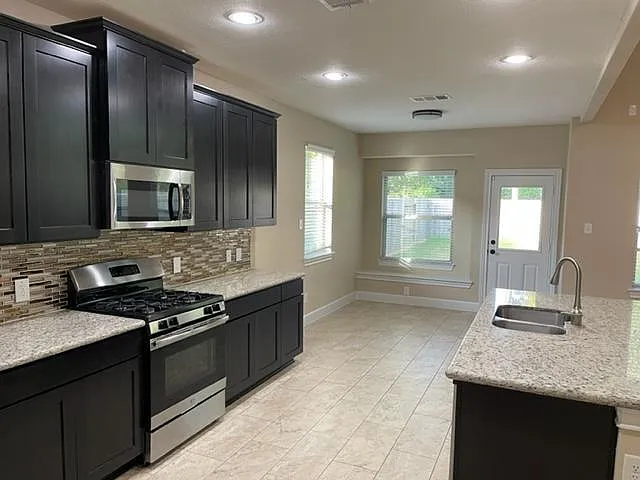 18231 Willow Edge Dr — Photo 5