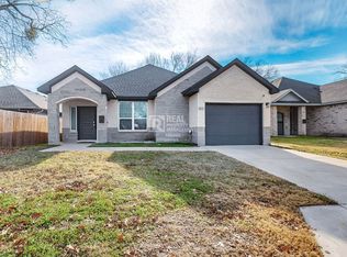 2832 Pennsylvania Ave, Dallas, TX 75215