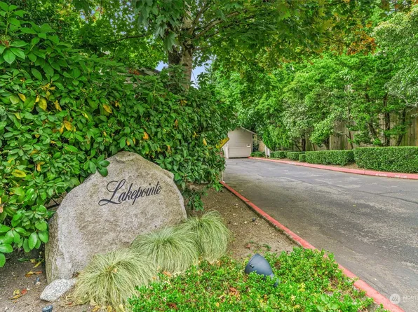 10832 NE 68th Street #A5, Kirkland, WA 98033