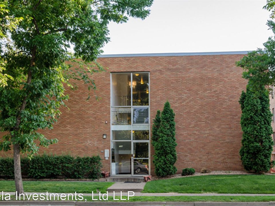 1st image of 708 University Ave SE #5