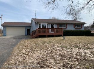 1487 S Warren Rd, Ovid, MI 48866