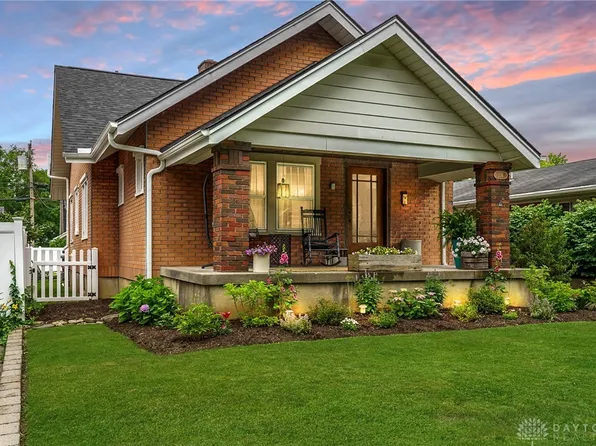 236 Monteray Ave, Oakwood, OH 45419