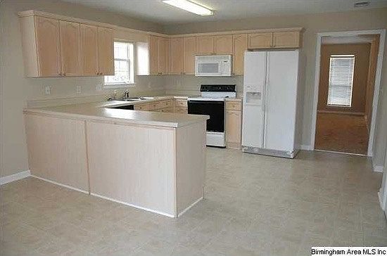 2nd image of 125 Stone Hill Cir