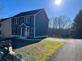 123 Whalehead Rd, Gales Ferry, CT 06335