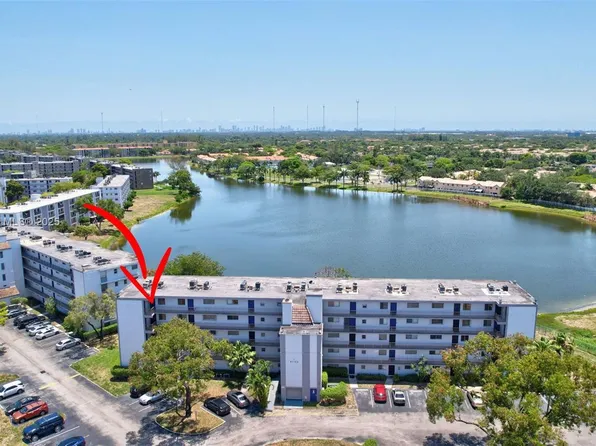 8720 N Sherman Cir APT 401, Hollywood, FL 33025