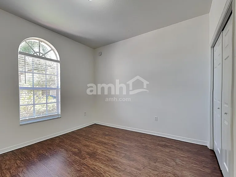 10707 Carloway Hills Dr — Photo 16