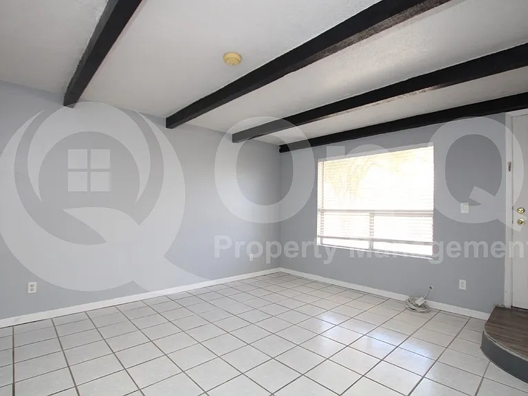 2211 W Turney Ave #B — Photo 5