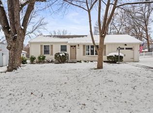 7316 Reeds Rd, Overland Park, KS 66204