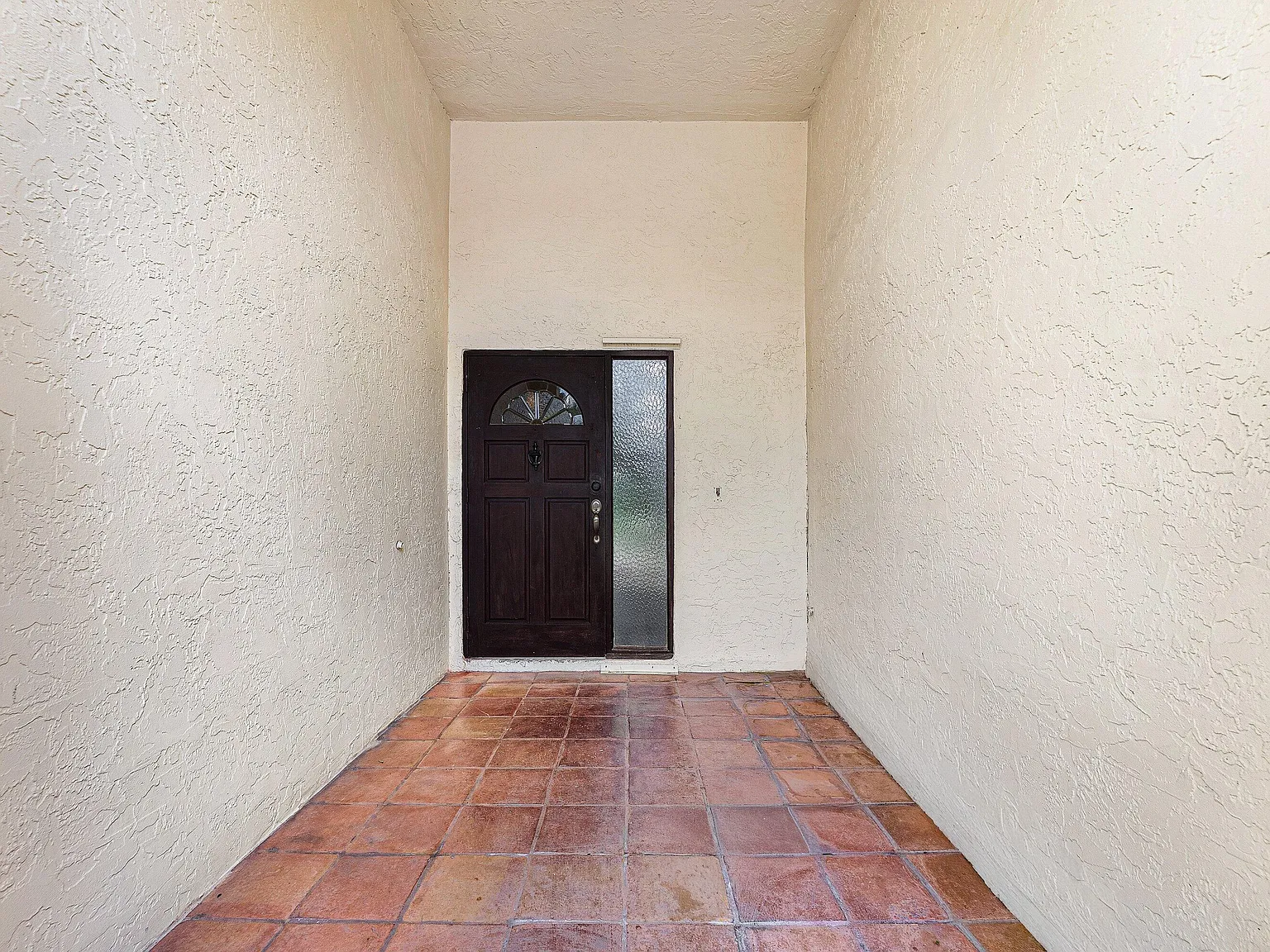 4 bed, 3.0 bath, 2145 sqft, $7,900 — Photo 4