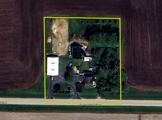 4140 E German Valley Rd, Freeport, IL 61032